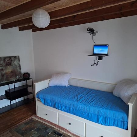 Gite Des Monts D'Arree La Feuillee Extérieur photo