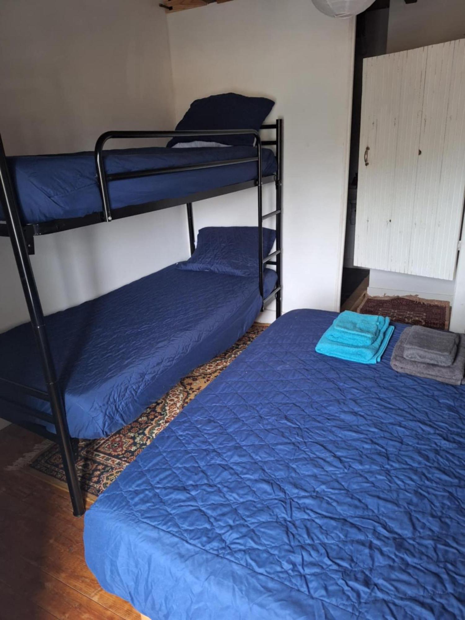 Gite Des Monts D'Arree La Feuillee Extérieur photo