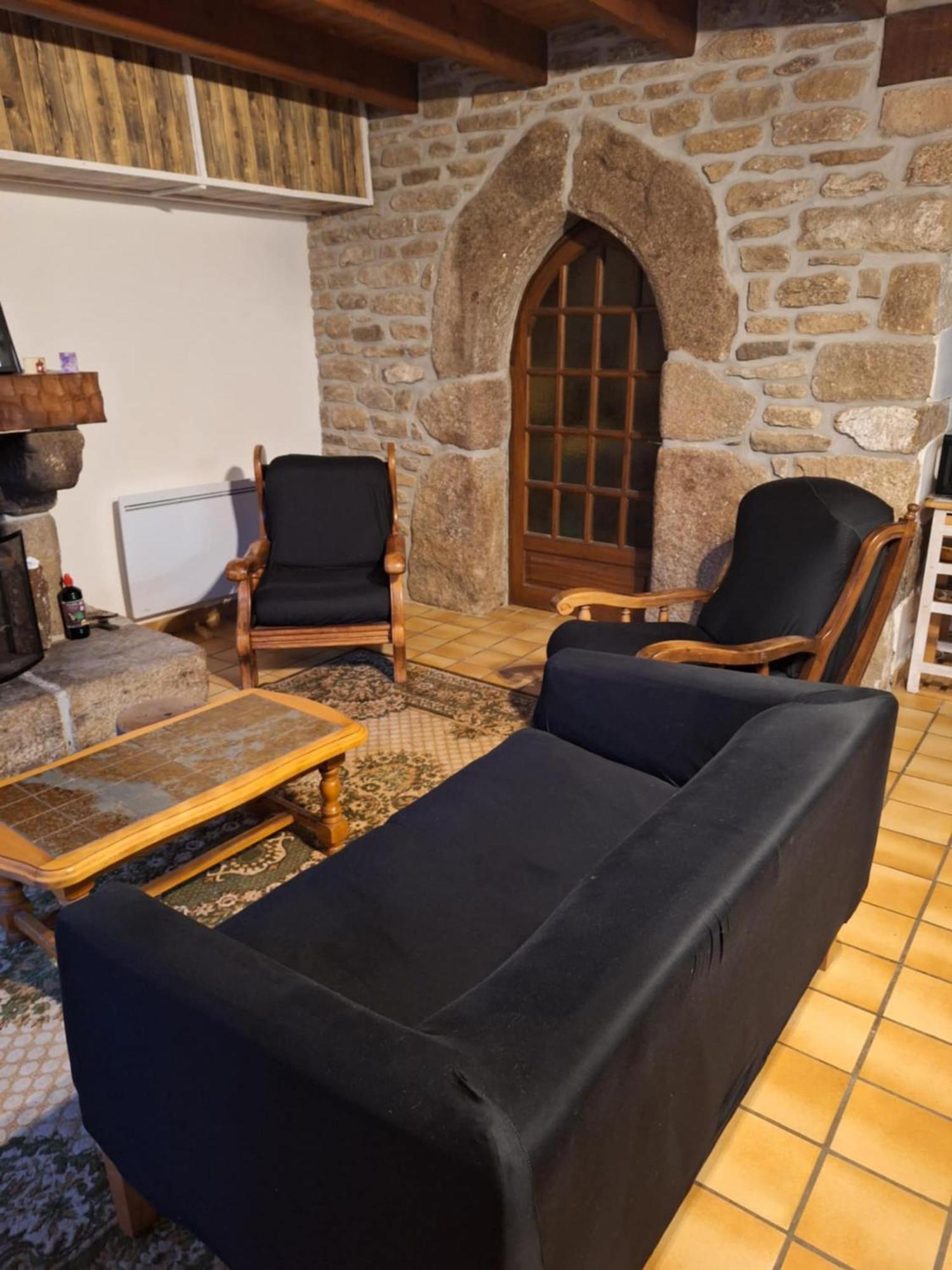 Gite Des Monts D'Arree La Feuillee Extérieur photo